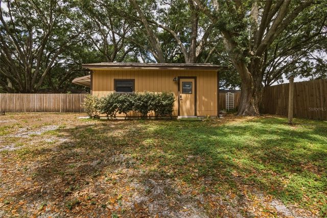 706 LAKEVIEW DRIVE, Ocoee, FL 34761