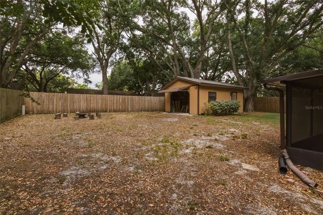 706 LAKEVIEW DRIVE, Ocoee, FL 34761