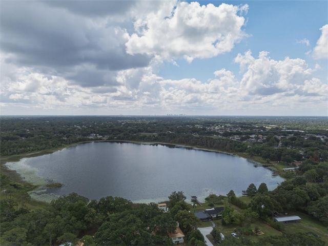 706 LAKEVIEW DRIVE, Ocoee, FL 34761
