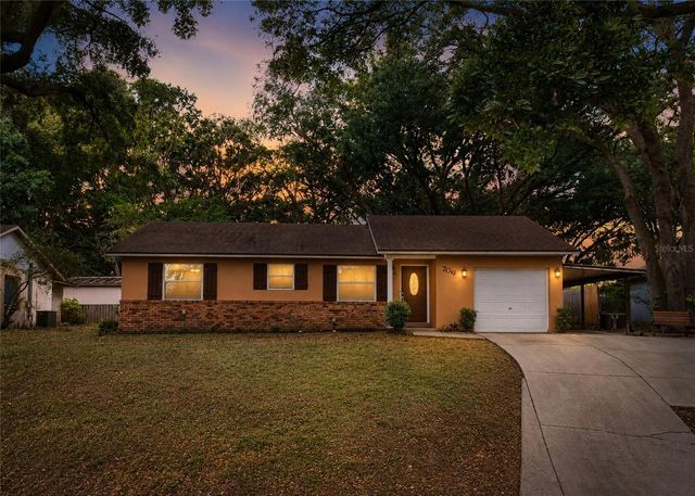 706 LAKEVIEW DRIVE, Ocoee, FL 34761