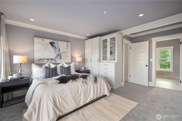 1618 37th Avenue, Seattle, WA 98122
