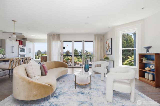 1618 37th Avenue, Seattle, WA 98122