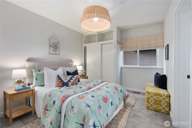 1618 37th Avenue, Seattle, WA 98122