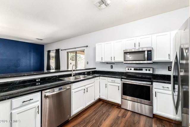 7010 W LINCOLN Street, Peoria, AZ 85345