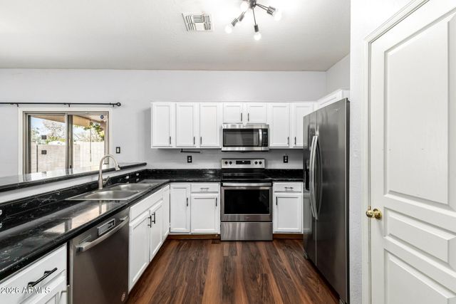 7010 W LINCOLN Street, Peoria, AZ 85345