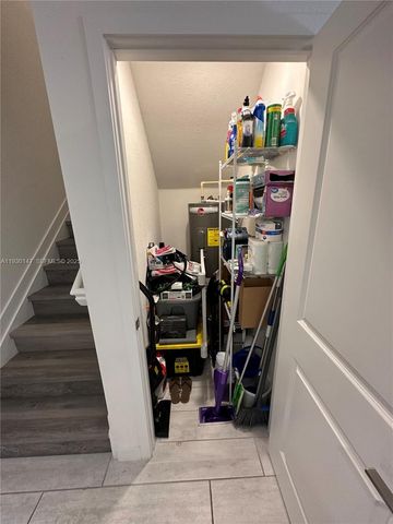 1030 SE 23rd Ter, Homestead, FL 33035