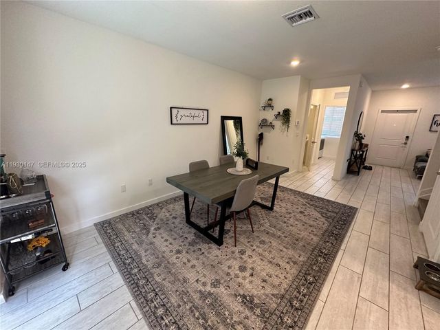 1030 SE 23rd Ter, Homestead, FL 33035