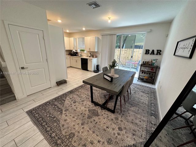 1030 SE 23rd Ter, Homestead, FL 33035