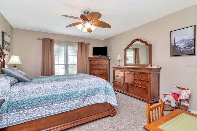 9721 FOX HOLLOW ROAD, Tampa, FL 33647