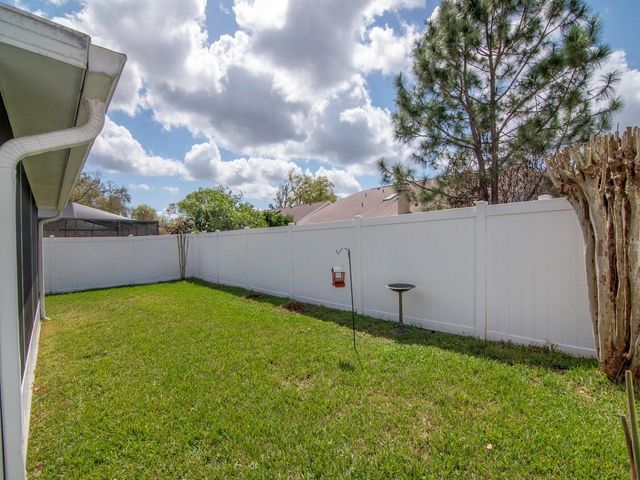 9721 FOX HOLLOW ROAD, Tampa, FL 33647