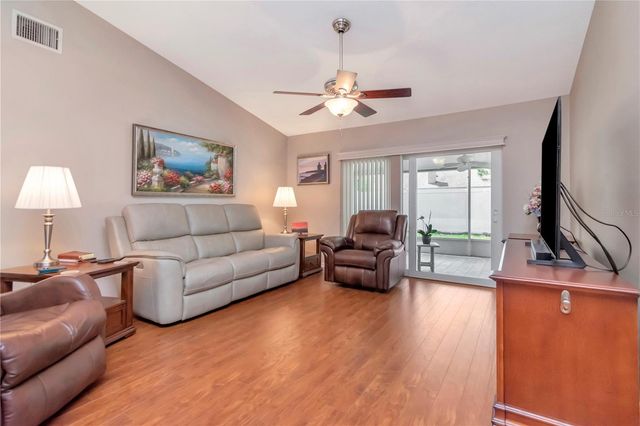 9721 FOX HOLLOW ROAD, Tampa, FL 33647