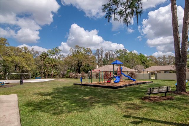 9721 FOX HOLLOW ROAD, Tampa, FL 33647