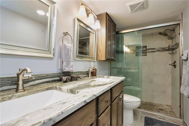 4200 Belair LN 114, Naples, FL 34103