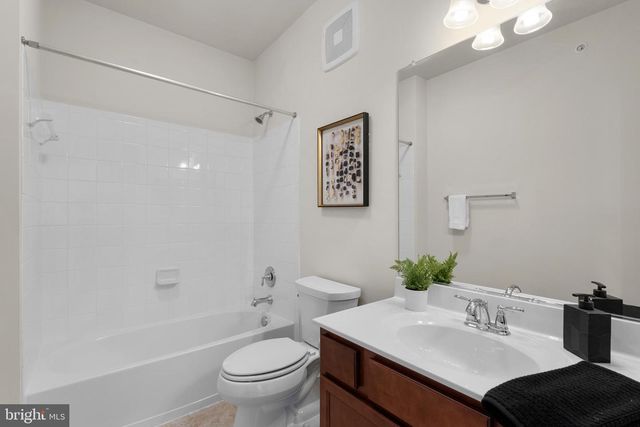 3835 DOC BERLIN DR #44, Silver Spring, MD 20906