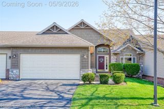 2243 Willow Tree Drive, Brighton, MI 48116