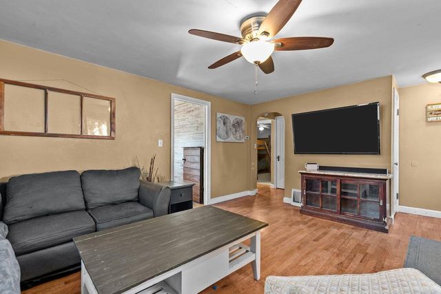 1357 W SPRING STREET, Appleton, WI 54914