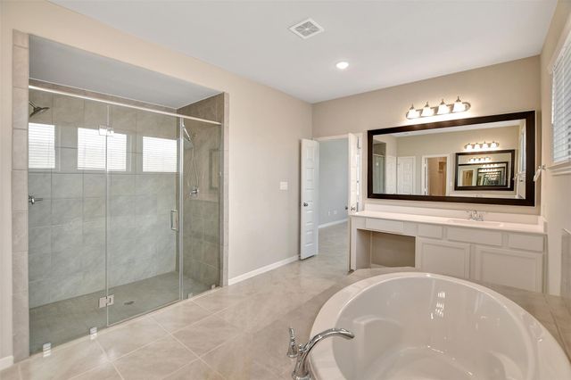 246 Peninsula Point Drive, Montgomery, TX 77356