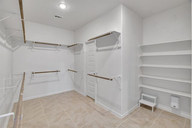 246 Peninsula Point Drive, Montgomery, TX 77356