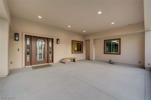 8030 La Cienega Street, Las Vegas, NV 89123