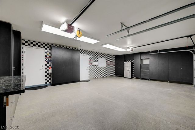 8030 La Cienega Street, Las Vegas, NV 89123