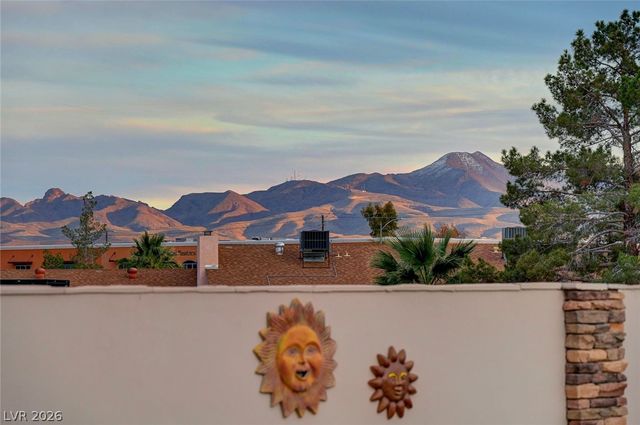 8030 La Cienega Street, Las Vegas, NV 89123