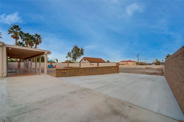 8030 La Cienega Street, Las Vegas, NV 89123