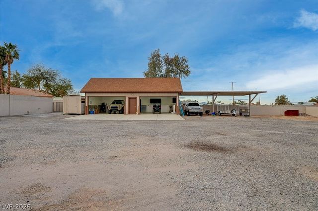 8030 La Cienega Street, Las Vegas, NV 89123