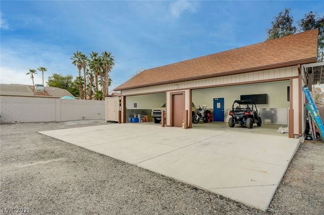 8030 La Cienega Street, Las Vegas, NV 89123