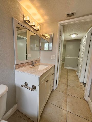 1541 Balfour Point Drive A, West Palm Beach, FL 33411