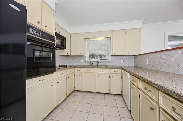 2961 Northbridge Road, Winston-salem, NC 27103