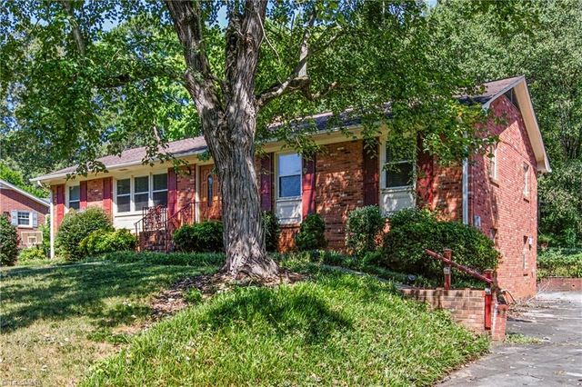 2961 Northbridge Road, Winston-salem, NC 27103