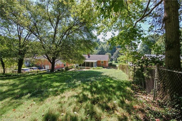 2961 Northbridge Road, Winston-salem, NC 27103