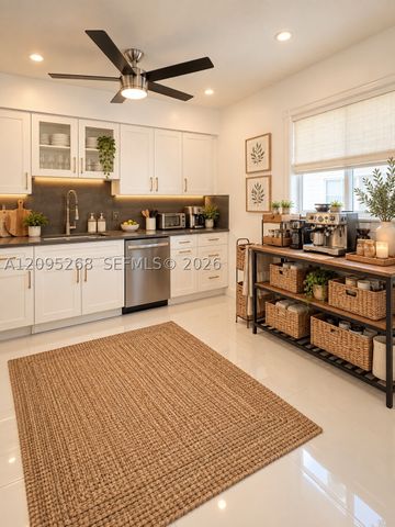 916 NE 10th St, Hallandale Beach, FL 33009