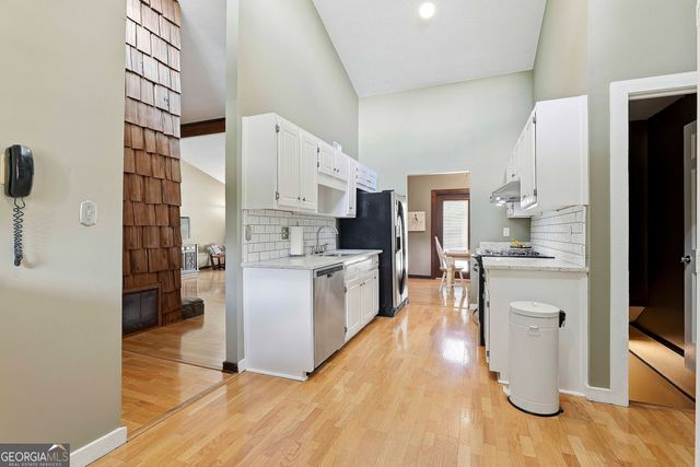 203 Doe Run, Peachtree City, GA 30269