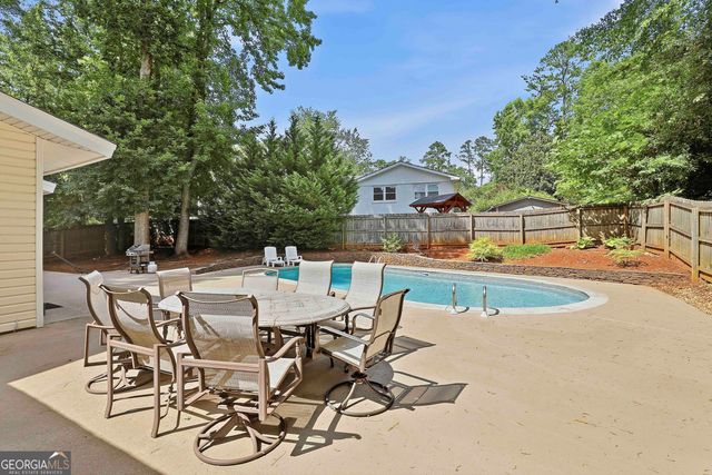 203 Doe Run, Peachtree City, GA 30269