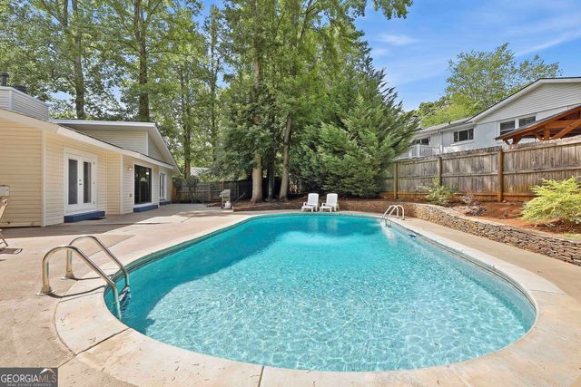 203 Doe Run, Peachtree City, GA 30269