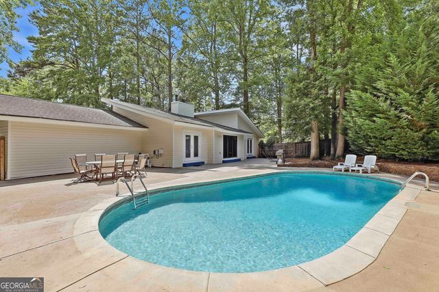 203 Doe Run, Peachtree City, GA 30269