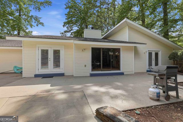 203 Doe Run, Peachtree City, GA 30269