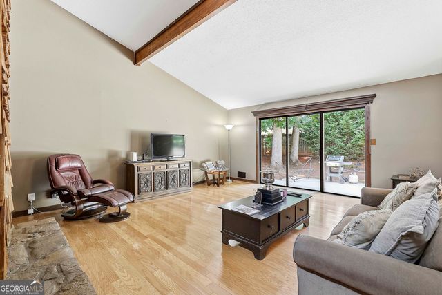 203 Doe Run, Peachtree City, GA 30269