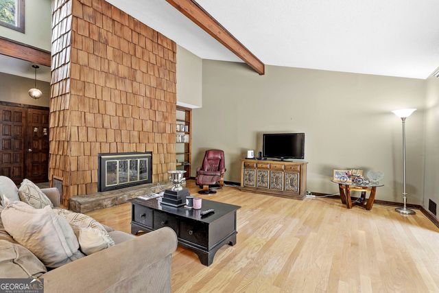 203 Doe Run, Peachtree City, GA 30269