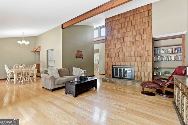 203 Doe Run, Peachtree City, GA 30269