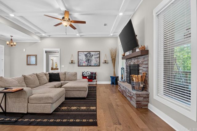 13040 Avilla Hills Cove, Alexander, AR 72002