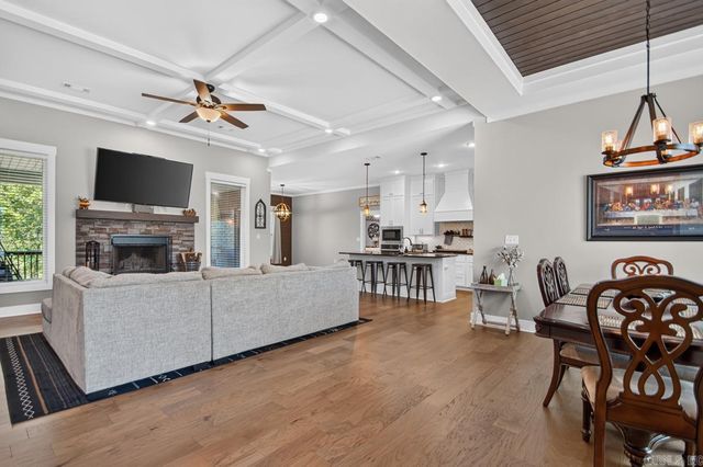 13040 Avilla Hills Cove, Alexander, AR 72002