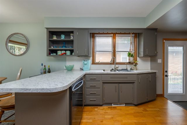 1307 Marion Avenue, Saint Joseph, MI 49085
