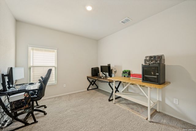 14658 STIRRUP TRCE, Elmendorf, TX 78112