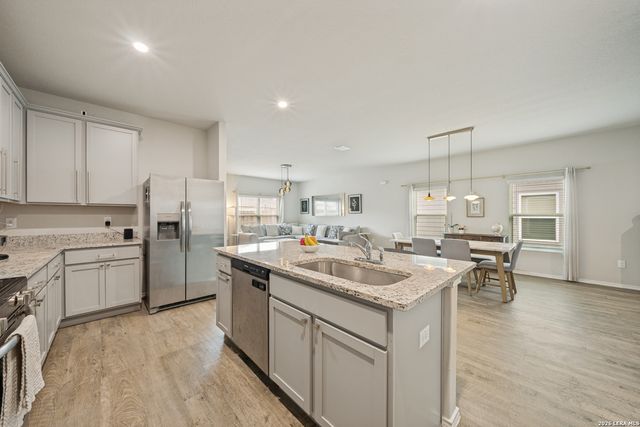 14658 STIRRUP TRCE, Elmendorf, TX 78112