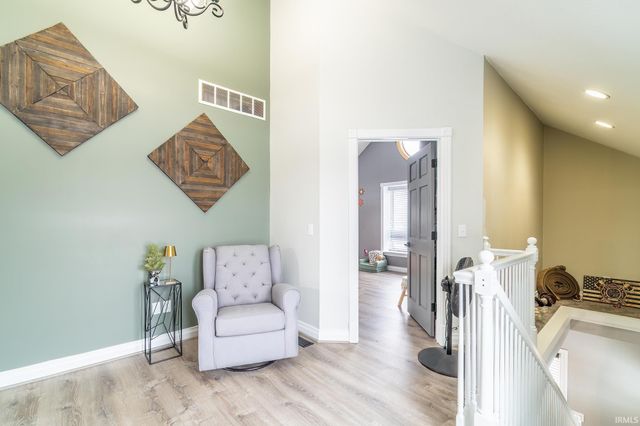 914 E King Street, Garrett, IN 46738