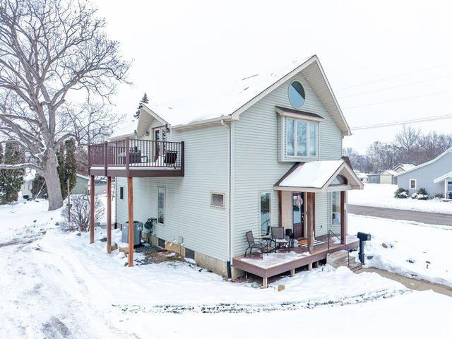 914 E King Street, Garrett, IN 46738