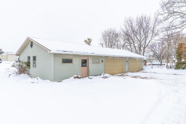 914 E King Street, Garrett, IN 46738