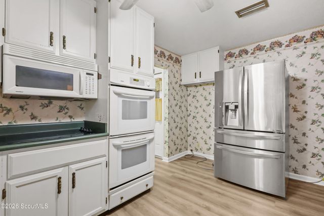 112 Meadows Way, Brunswick, GA 31525